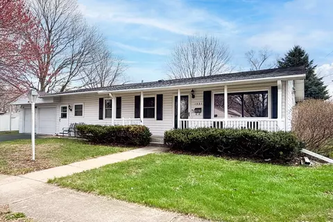 1531 Sunrise Dr, Dekalb, IL 60115