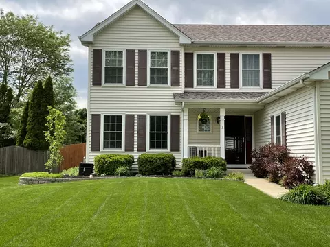 3 Caribou Ct, Bolingbrook, IL 60490