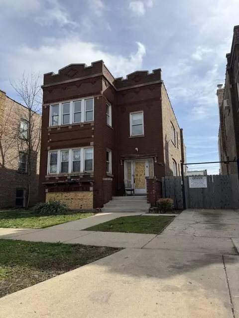 1905 Gunderson Ave, Berwyn, IL 60402