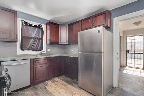 Kitchen - 201 E 143rd St, Dolton, IL 60419 photo 2 of 2