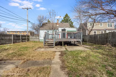 Exterior - 201 E 143rd St, Dolton, IL 60419 photo 2 of 3