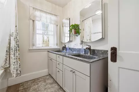 Bath - 600 Normal Ave, Normal, IL 61761 photo 1 of 2