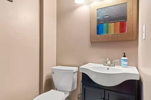 Bath - 4610 8th Ave, Moline, IL 61265 photo 2 of 2