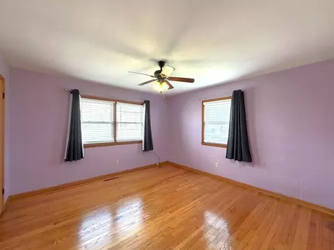 Bedroom - 76 S 3160 Rd W, Kankakee, IL 60901 photo 2 of 3