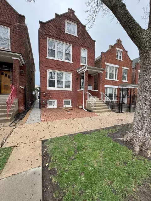 4450 S Richmond St, Chicago, IL 60632