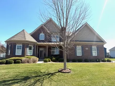 3625 Tournament Dr, Elgin, IL 60124