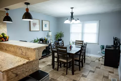 Dining - 340 E Drake Ave, Addison, IL 60101 photo 1 of 1