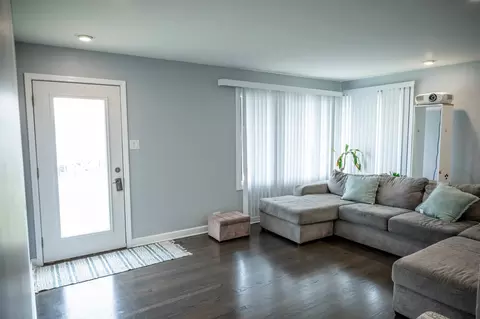 Entry Way - 340 E Drake Ave, Addison, IL 60101 photo 1 of 1
