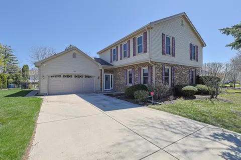 229 Tudor Ln, Schaumburg, IL 60193
