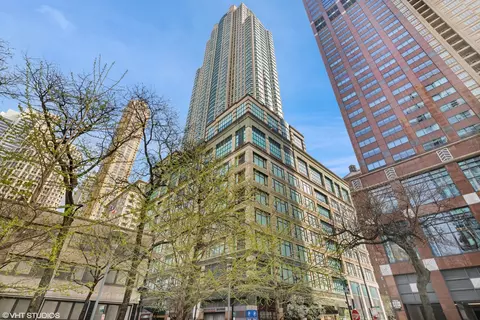 100 E Huron St #2903, Chicago, IL 60611