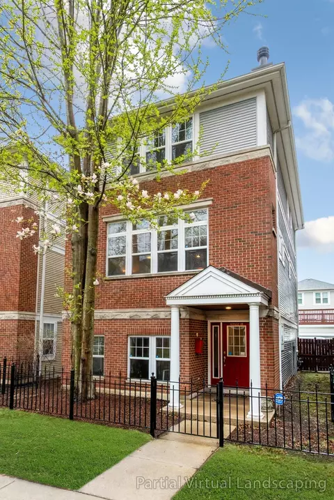 4922 S Cornell Ave #B, Chicago, IL 60615