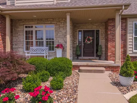 Exterior - 1048 Norway Ct, Normal, IL 61761 photo 5 of 24