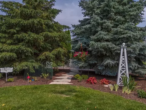 Exterior - 1048 Norway Ct, Normal, IL 61761 photo 17 of 24