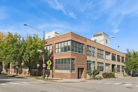 2804 N Lakewood Ave #103, Chicago, IL 60657