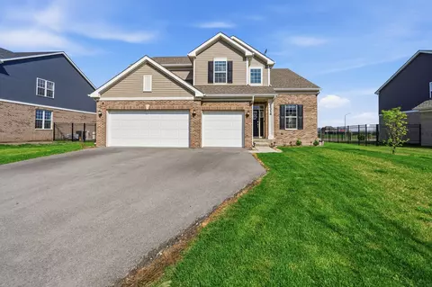 2314 Fountain Ln, New Lenox, IL 60451