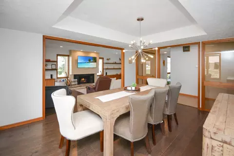 Dining - 37 Pendleton Way, Bloomington, IL 61704 photo 3 of 4
