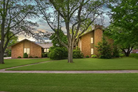 Exterior - 37 Pendleton Way, Bloomington, IL 61704 photo 11 of 11