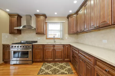 Kitchen - 8037 Mcvicker Ave, Burbank, IL 60459 photo 1 of 5