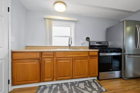 Kitchen - 8037 Mcvicker Ave, Burbank, IL 60459 photo 5 of 5