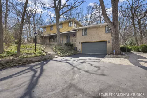 501 Glenwood Trl, Elgin, IL 60120