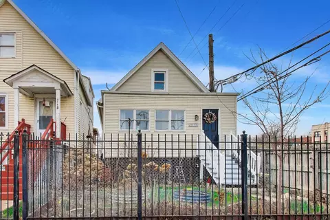 4342 N Kimball Ave, Chicago, IL 60618