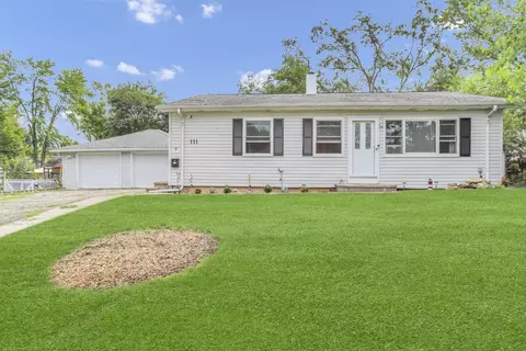 111 S Bartlett Rd, Streamwood, IL 60107
