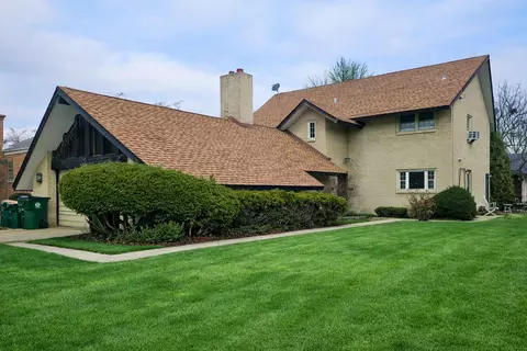 863 N Northwest Hwy, Park Ridge, IL 60068