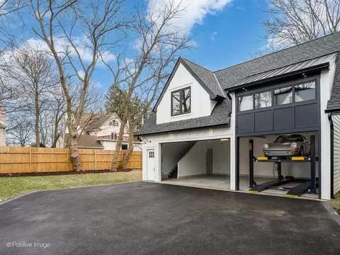 Exterior - 476 Park Ave, Glencoe, IL 60022 photo 3 of 4