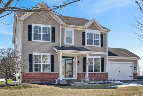 12475 Carver Ln, Huntley, IL 60142