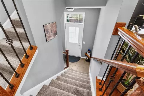 Entry Way - 409 Lexington Ln, Rolling Meadows, IL 60008 photo 2 of 2
