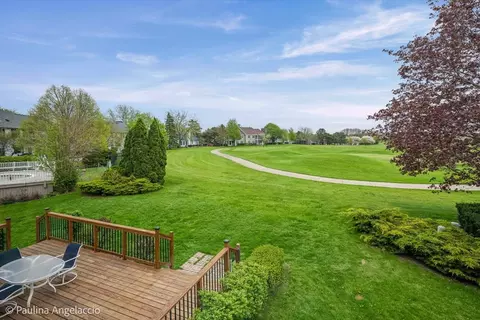 Exterior - 1713 Edgewood Dr, Algonquin, IL 60102 photo 7 of 12