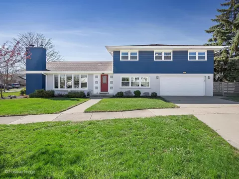 Exterior - 452 E Adams St, Elmhurst, IL 60126 photo 4 of 4