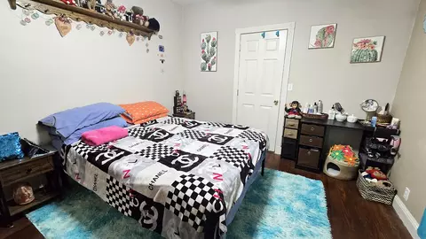 Bedroom - 322 Linden Ave, Centralia, IL 62801 photo 2 of 3
