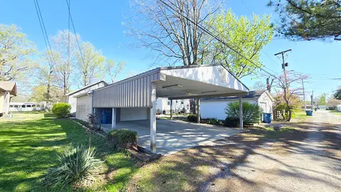 Exterior - 322 Linden Ave, Centralia, IL 62801 photo 8 of 8