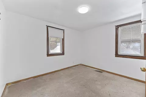 Bedroom - 17714 Burnham Ave, Lansing, IL 60438 photo 1 of 3