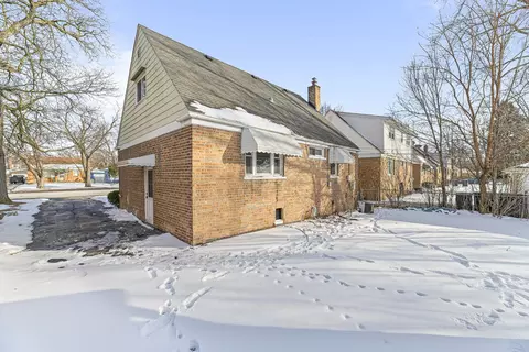 Exterior - 17714 Burnham Ave, Lansing, IL 60438 photo 7 of 8