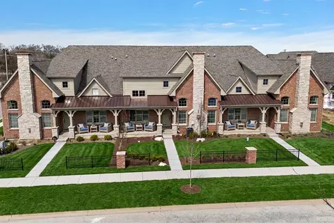 9730 Folkers Dr, Frankfort, IL 60423