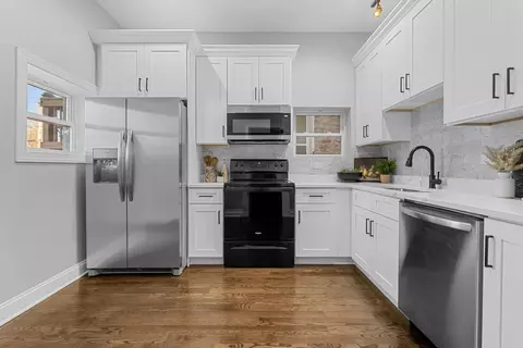 Kitchen - 6008 S Carpenter St, Chicago, IL 60621 photo 2 of 4