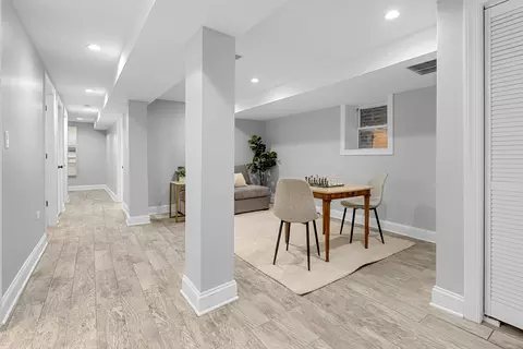 Entry Way - 6008 S Carpenter St, Chicago, IL 60621 photo 2 of 4