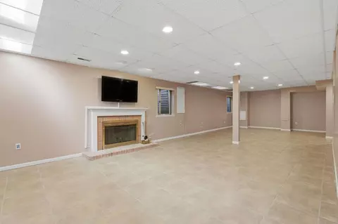 Other - 681 Castlerea Ln, Des Plaines, IL 60016 photo 6 of 13