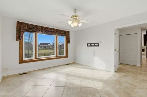Other - 681 Castlerea Ln, Des Plaines, IL 60016 photo 4 of 13