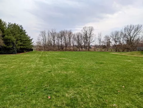 16 Gunia Ave, Peru, IL 61354