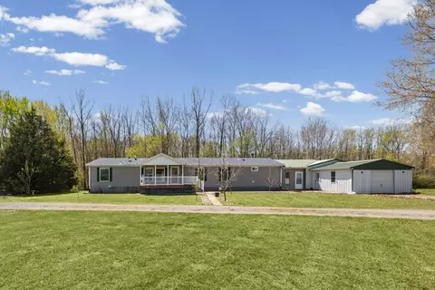 2689 Paul Rd, Salem, IL 62881