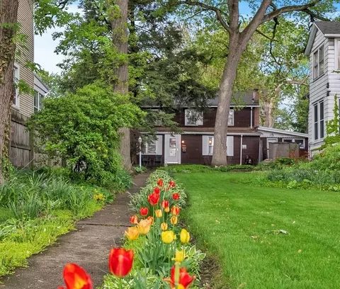 10218 S Prospect Ave, Chicago, IL 60643