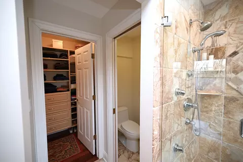 Other - 175 Lagoon Dr, Northfield, IL 60093 photo 3 of 18