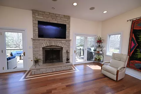 Other - 175 Lagoon Dr, Northfield, IL 60093 photo 1 of 18