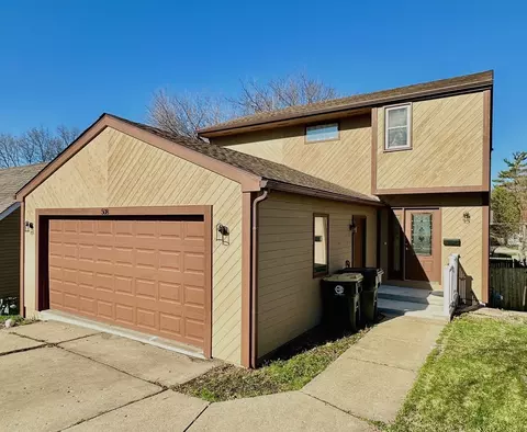 508 Beechwood Dr, Round Lake, IL 60073
