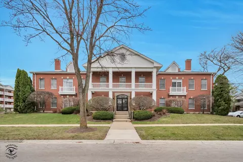 1222 Depot St #1C, Glenview, IL 60025
