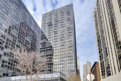 Undisclosed, Chicago, IL 60611