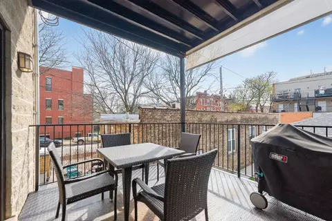 Exterior - 1502 N Artesian Ave #1, Chicago, IL 60622 photo 5 of 9